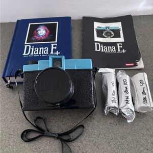 NEW Diana F+ Lomography Camera Bundle w Film & Photography Book